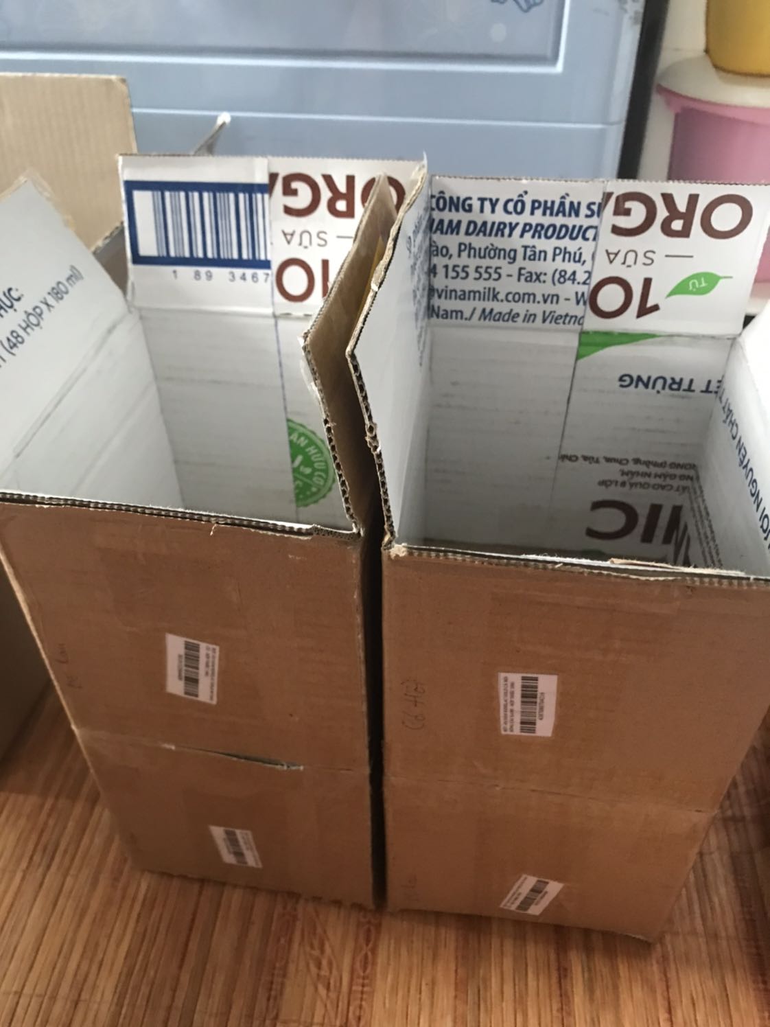 Mua combo 3 hộp 3 vị shop gởi 1 vị.?date dài .bao bọc kỹ .cảm ơn shop❤️