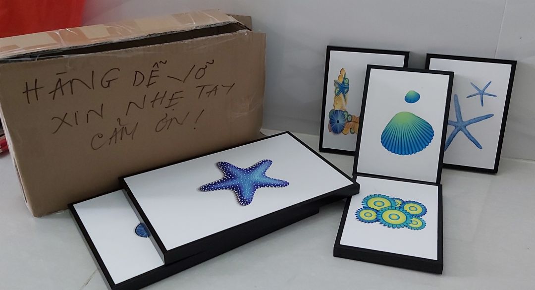 Đẹp nhưng đề nghị làm đúng như quảng bá. Không có set đinh ba chân tặng kèm lấy gì mà treo ???