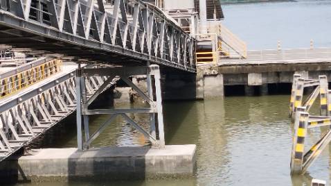 Sách đẹp, không gãy, nhăn. Đóng gói cẩn thận. Giao hàng nhanh. Shipper nhiệt tình