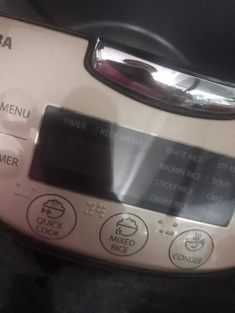 Nồi đẹp, kiểu dáng sang trọng, hàng chính hãng, nấu cơm ngon lắm