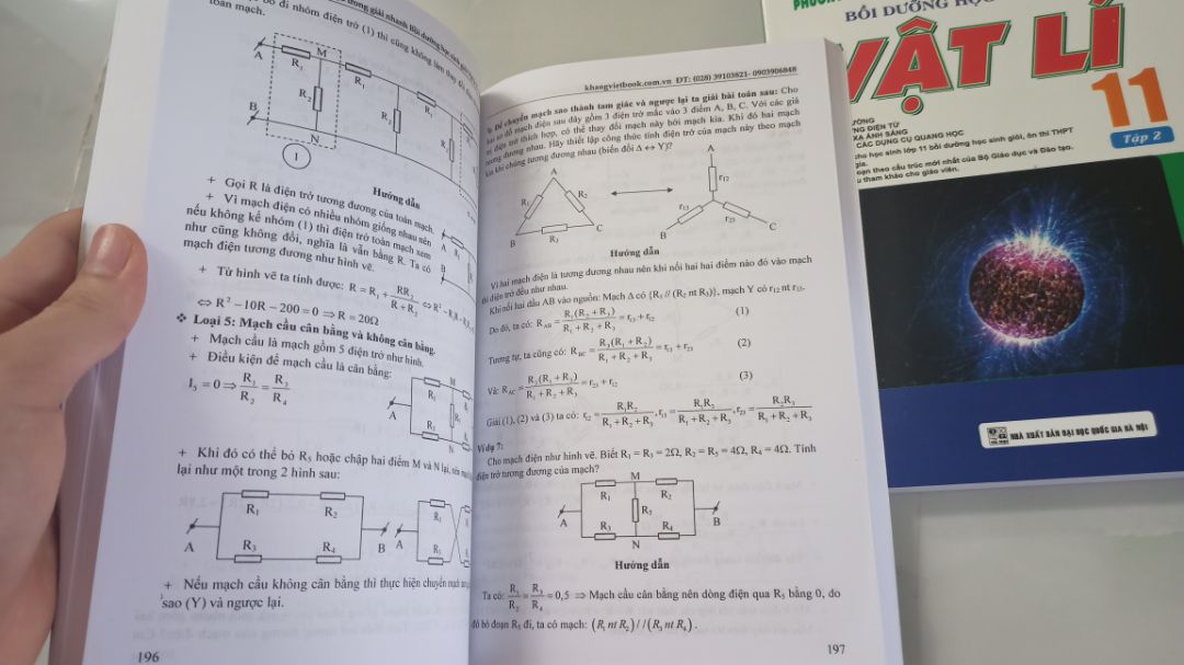 Chất lượng tốt ,đầy đủ kiến thức cơ bản bà nâng cao.Giá cả vừa phải.5 sao.