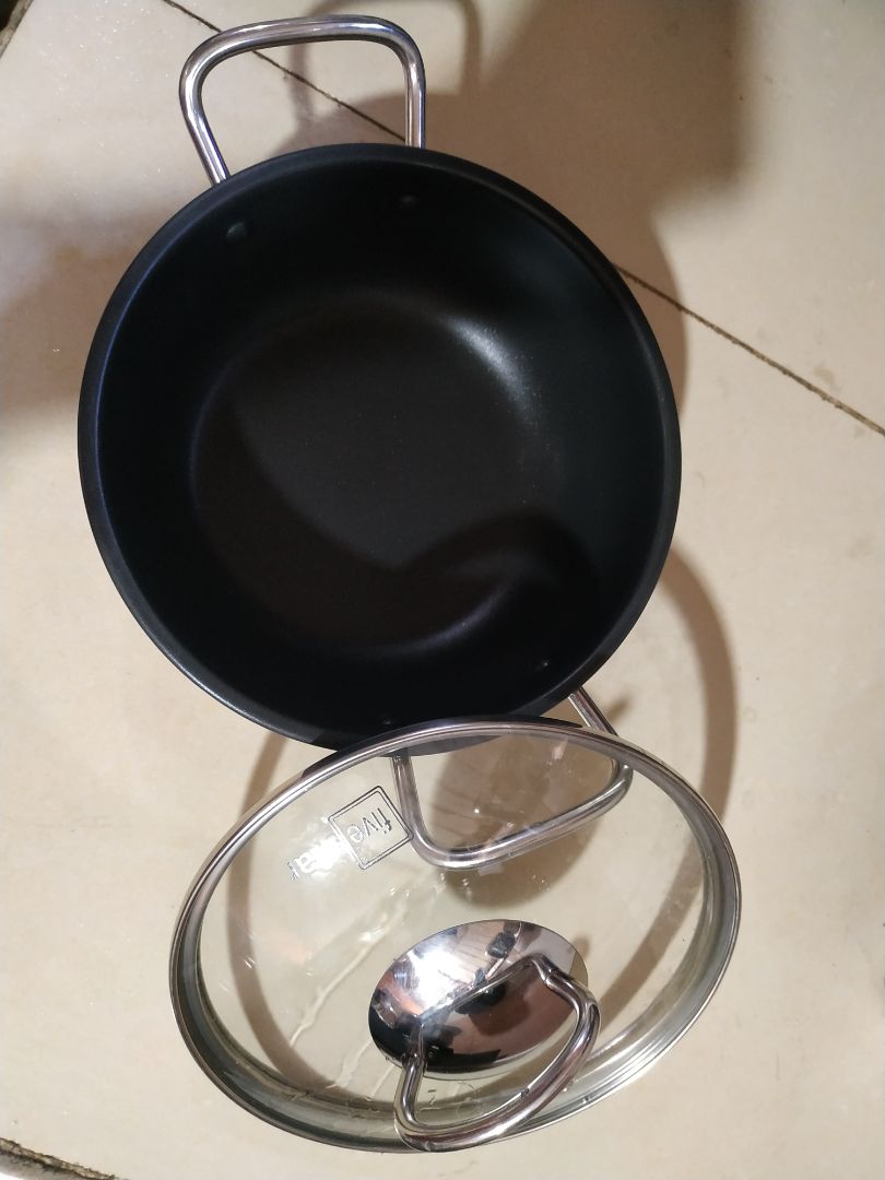 sản phẩm đẹp, nhìn thích lắm ạ. Giao hàng nhanh.