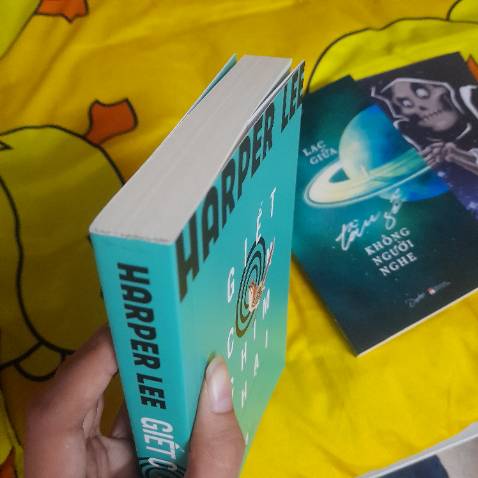 Nội dung cuốn này ai rành sách hẳn đều biết rồi. Xuất sắc, đậm chất triết lí và cảm xúc. 
Sách giao nhanh dù là giao tiết kiệm, vẫn là ngay hôm đặt đã nhận được rồi. Trải nghiệm rất tốt!