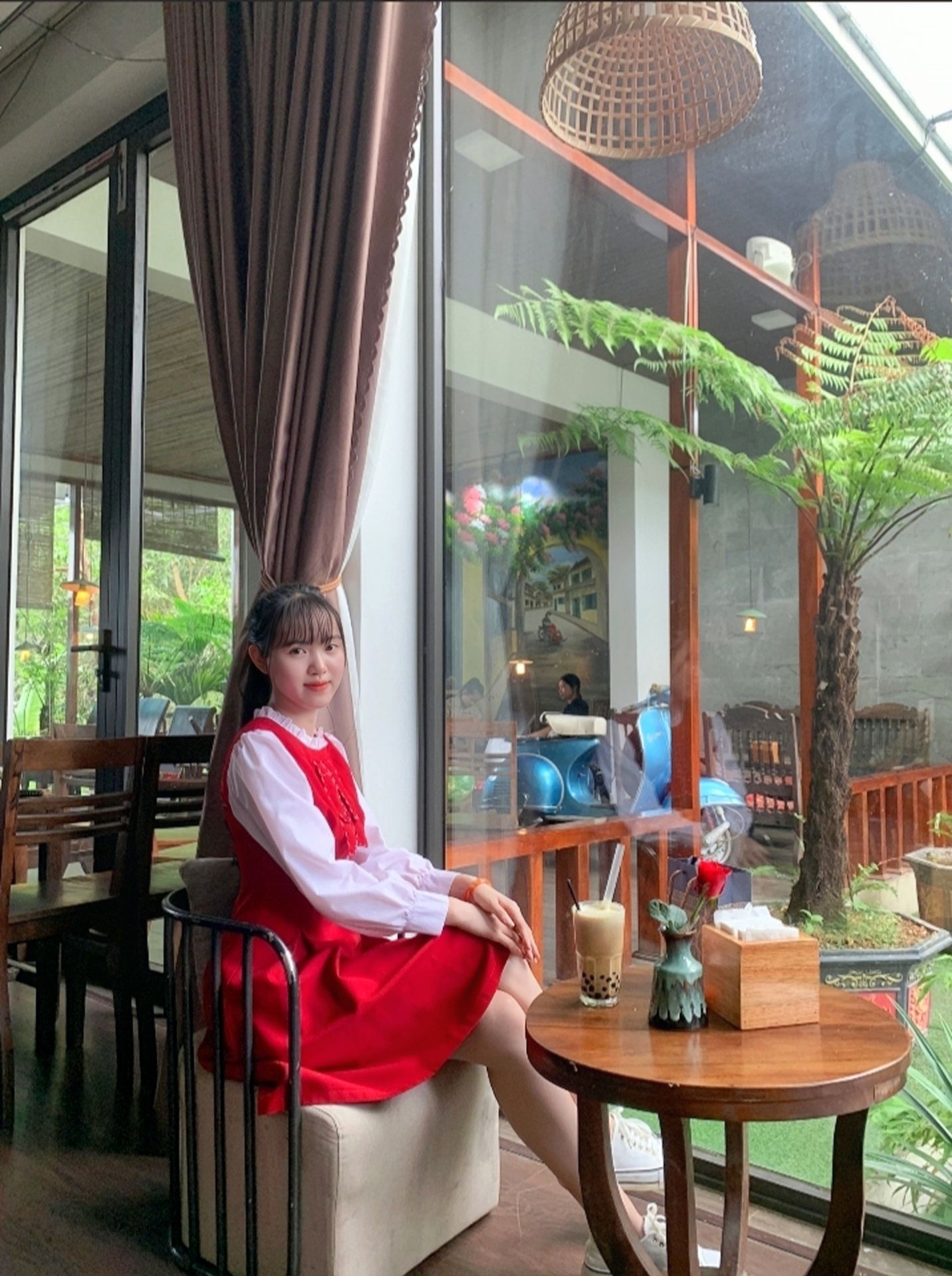 đã nhận được hàng, rất hài lòng,sp giống mô tả,màn dày dài và chắc chắn nên mua nha mn...