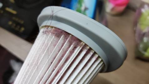 May hut sieu manh luon. Minh chi dung de hut bui giuong. Hut duoc het tat ca bui vai, manh da chet va toc rung. Qua tuyet voi.