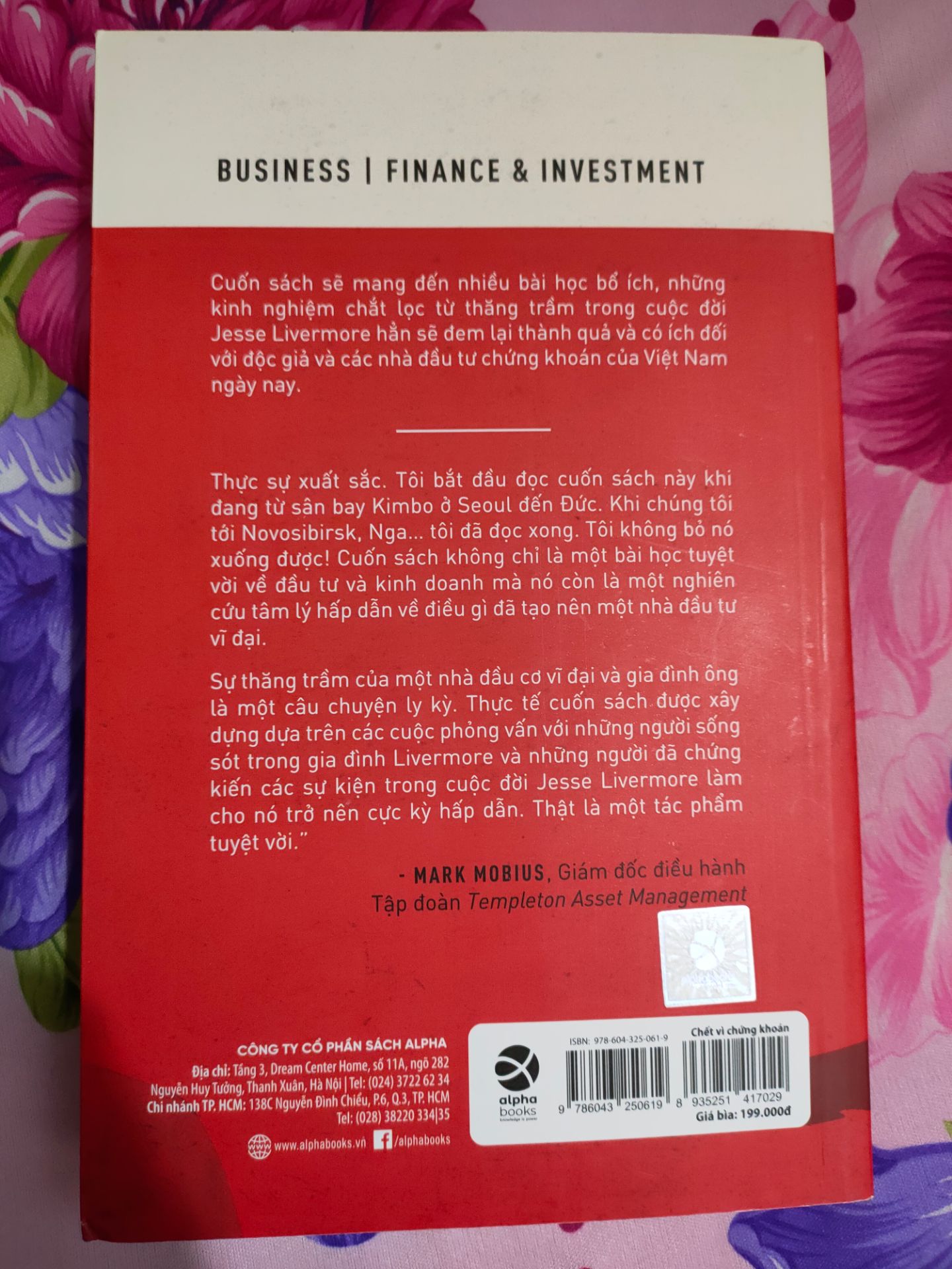 Sản phẩm khá là tệ dù đã đổi trả lại 1 lần, lần giao đầu thì sách vừa rách vừa bẩn, đổi trả lại thì sách vẫn bẩn cũ, sách bé mà cho hộp thì to còn k có chống sốc nữa do bên đổi trả phục vụ khá tốt nên vẫn cho 5 sao.
Tóm lại mua hàng trên Tiki Trading gần đây cảm thấy khá tệ, không còn tốt như lúc trước.