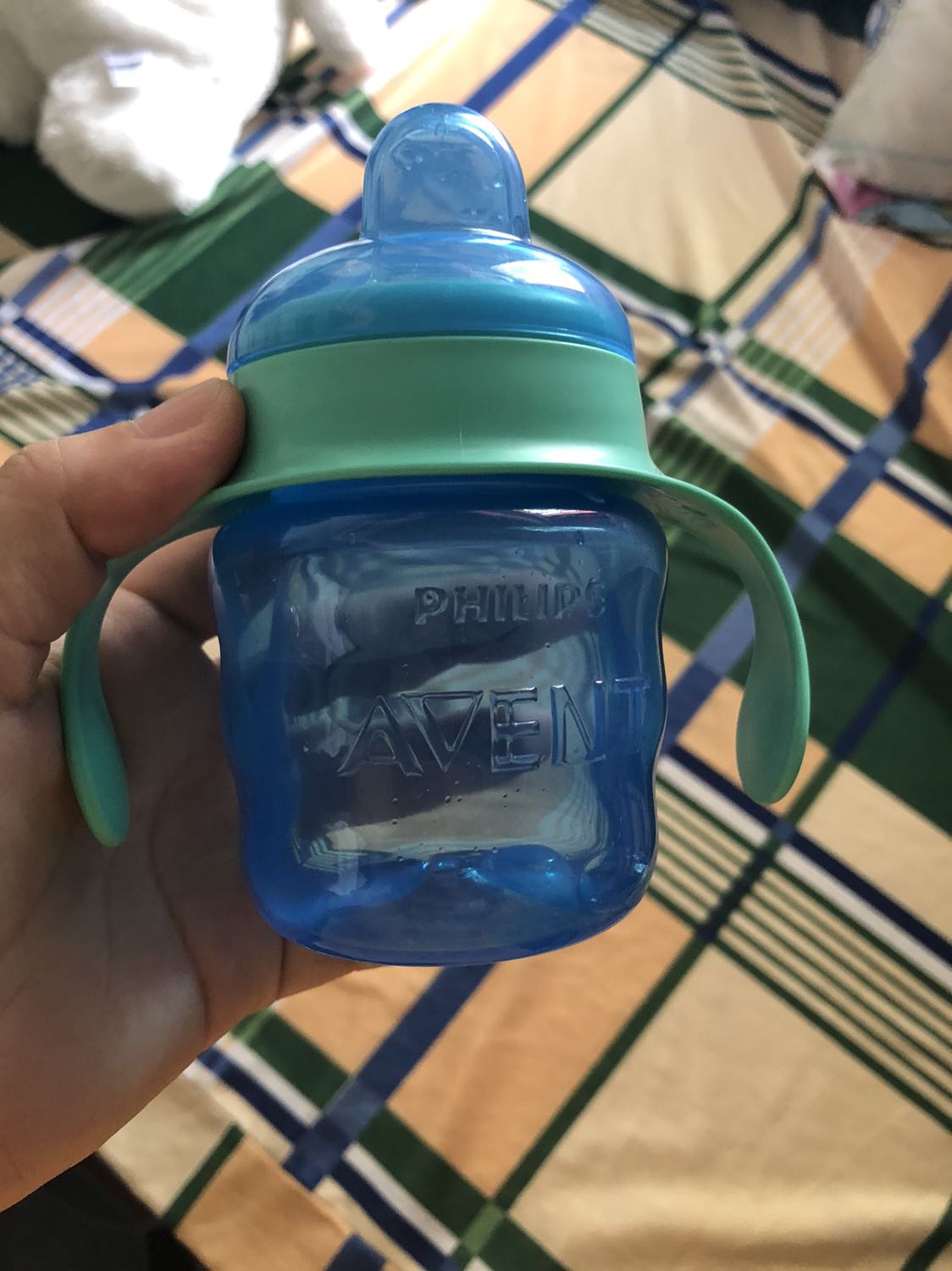 Hàng chuẩn, dễ sủ dụng, bé thích.
Nên mua, giá ổn.