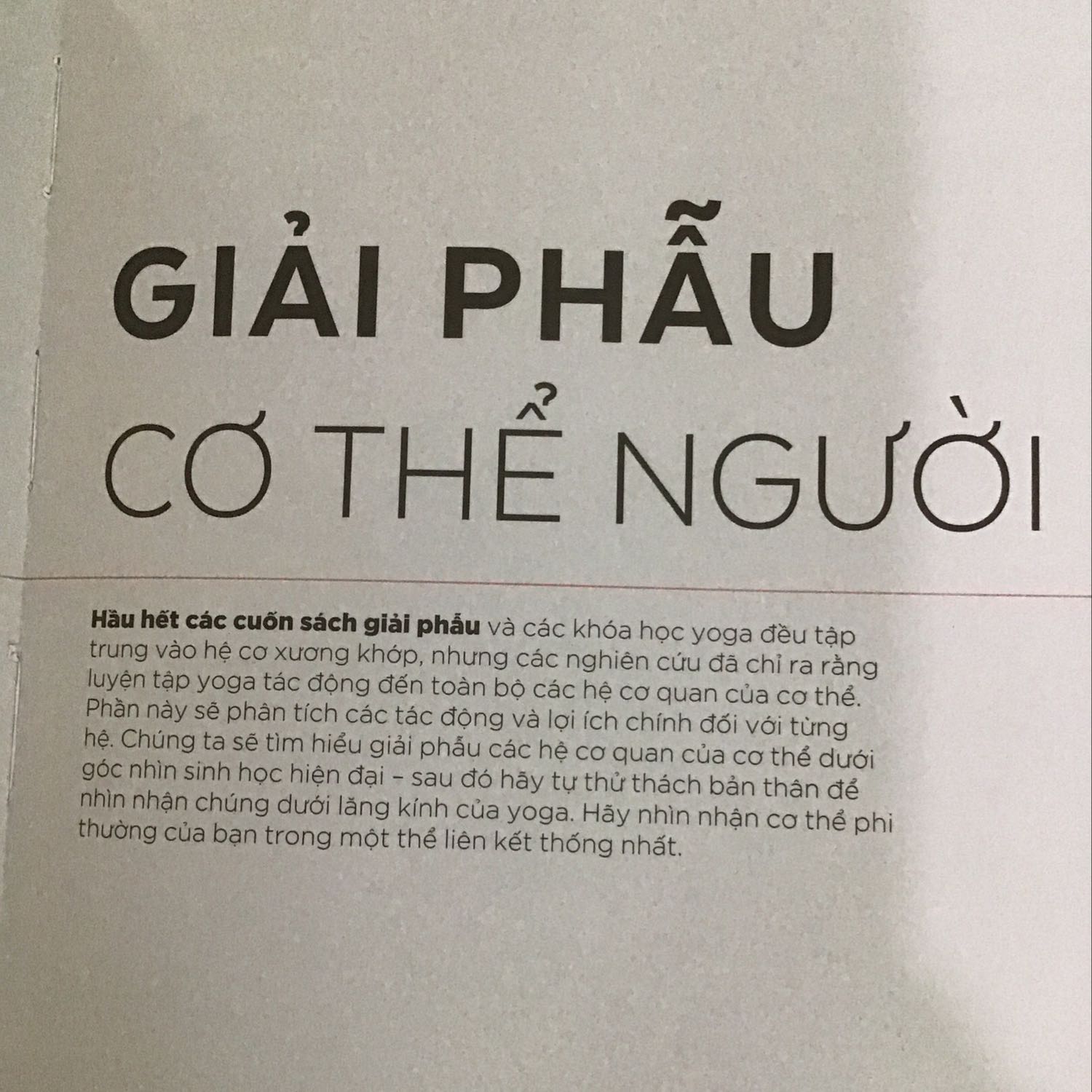 2 quyển sách khoa học có nội dung rất hay
Quyển khoa học yoga giúp bổ trợ kiến thức sâu giúp người đọc hiểu rõ giải phẫu và sinh lí học cơ thể để thực hành yoga thành thục