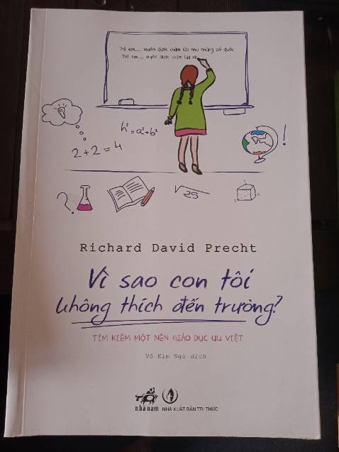Sách dày cầm chắc tay, chữ in ấn rõ ràng, không bị lỗi, Không được bọc 1 lớp bóng kính riêng như những quyển khác nên trong hộp to hơi xô xát chút. Mới xem qua một lượt chưa đọc nên mình ko biết về nội dung. Giao hàng nhanh, anh shipper rất nhã nhặn