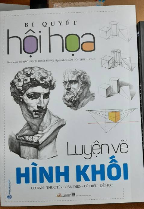 Sách hướng dẫn dễ hiểu, mình được người quen giới thiệu mua. Sách nguyên vẹn, giấy dày, lật thích lắm.