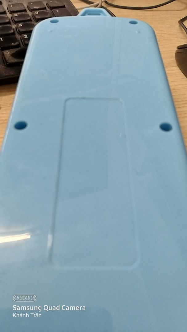 Đã nhận hàng, tuy nhiên đóng gói ẩu . sản phẩm thì bé mà bỏ vào cái thùng to . khi lột ra cả phần plastic rơi ra .. sản phẩm trầy trụa mặt sau chứng tỏ hàng qua *** chũa hoặc bảo hành mặc dù có dán tem 
.. chưa bao giờ thất vọng như lần này