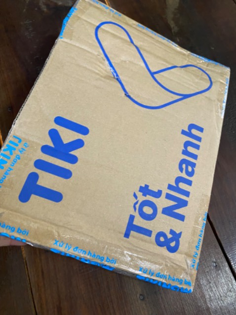 Có đóng gói bảo quản cẩn thận. Bìa sách màu đẹp…