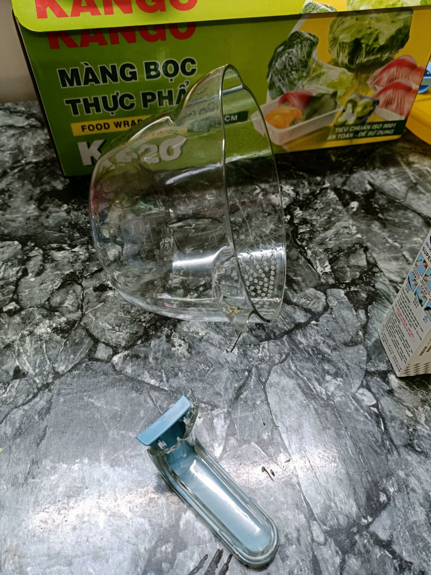 bị gẩy cái quay nên không thích lắm