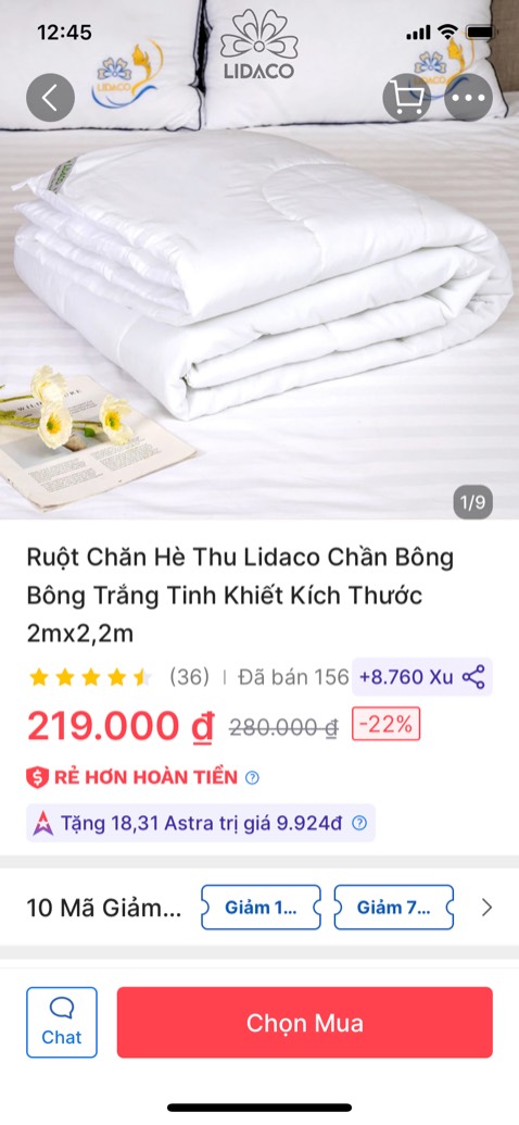 Giao hàng từ Hà Nội vào TP HCM nên khá chậm. Chăn khá rộng, theo mình thì chưa phù hợp với khí hậu nắng nóng lắm. Chất liệu oki