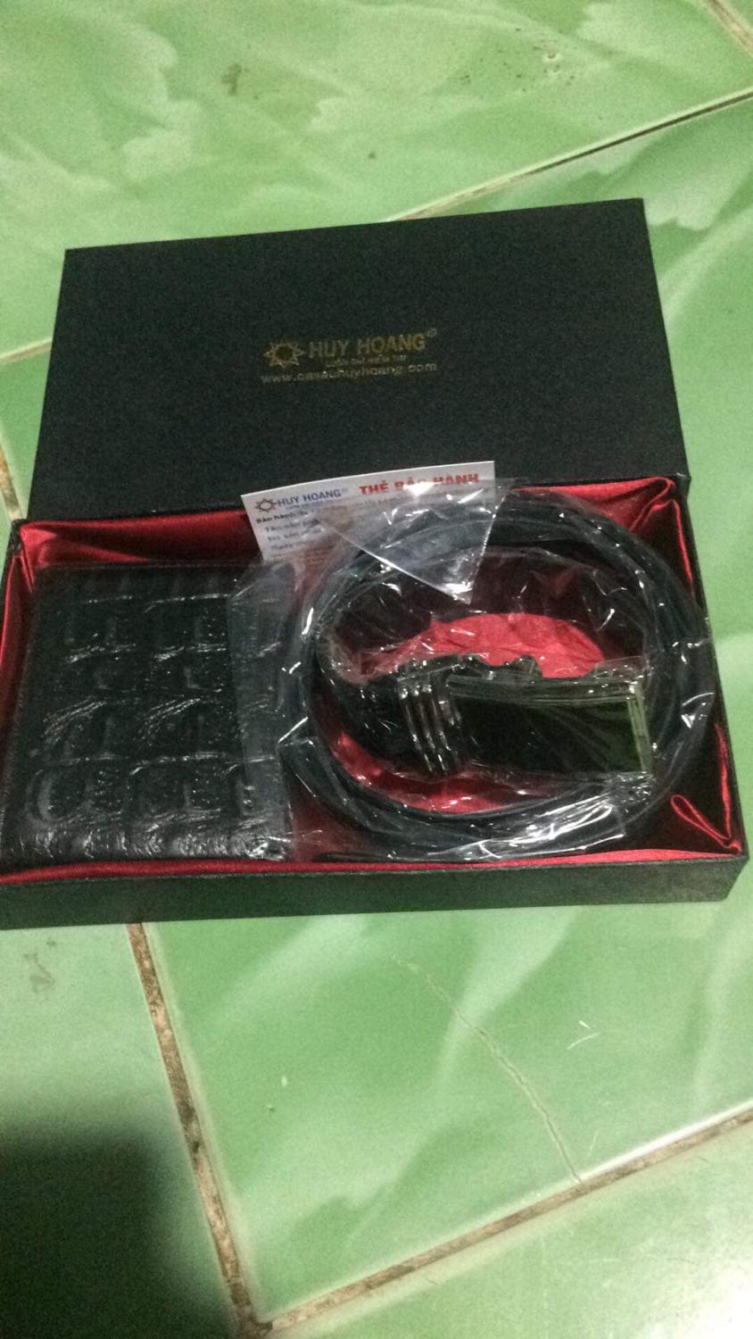 Combo ví với dây nịt rất ok giá cả rất hợp lí đóng hộp kĩ càng chắt chắn rất đánh tin cậy