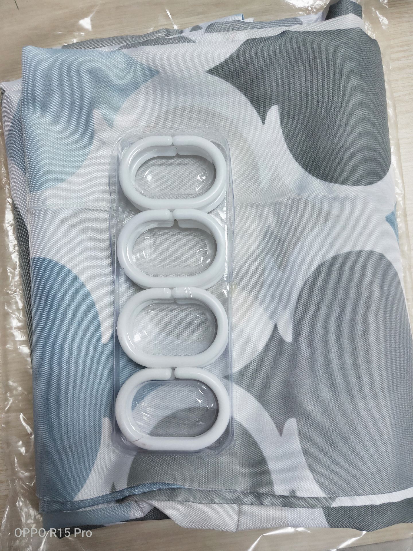 hàng đẹp, đúng hình quảng cáo