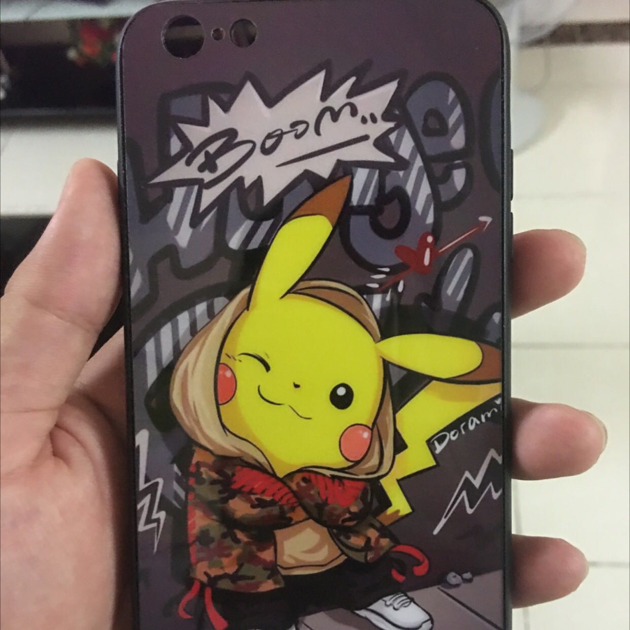 Sản phẩm rất đẹp, được bọc rất kỹ càng và giao hàng rất đúng hẹn. Điểm 10 cho chất lượng.