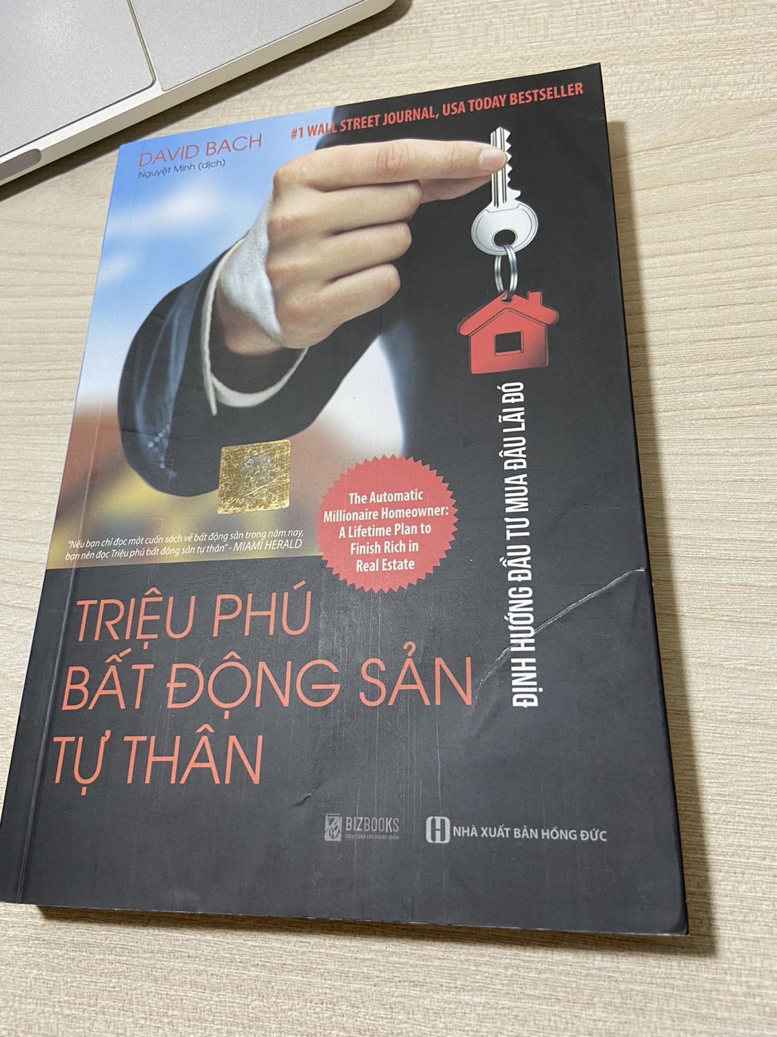 Nội dung khá ổn và dễ gần với nhiều đối tượng, không cần phải quá hiểu biết để có thể đọc tốt cuốn sách này.