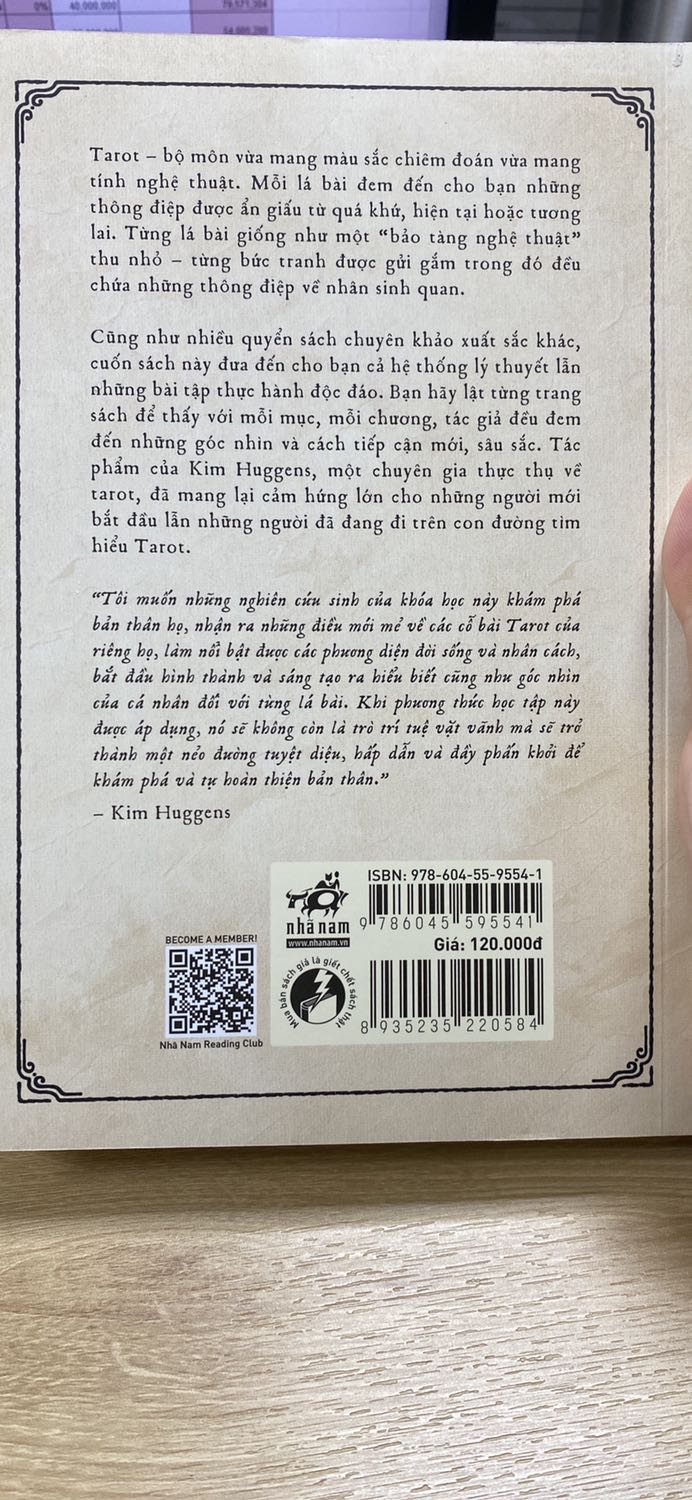 Rất thích vì Tiki giao hàng nhanh, ủng hộ Tiki.
SÁCH TẠM ỔN VỀ HÌNH THỨC
NỘI DUNG THÌ VỀ ĐỌC ĐÃ NHA ❤️💋
