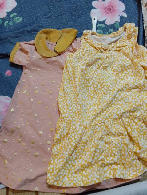 Bên ngoài nhìn đẹp hơn trong hình, bé thik mặc vì thoáng, mát,thấm hút tốt