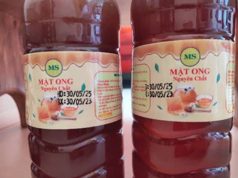 Mới nhận đc hàng, cũng vừa nhấm thử 1 tí, cũng tạm ổn, nhưng mùi k thơm lắm, độ ngọt thì để xem lại chứ cũng chưa trọn vẹn 100% ý muốn về loại mật này.