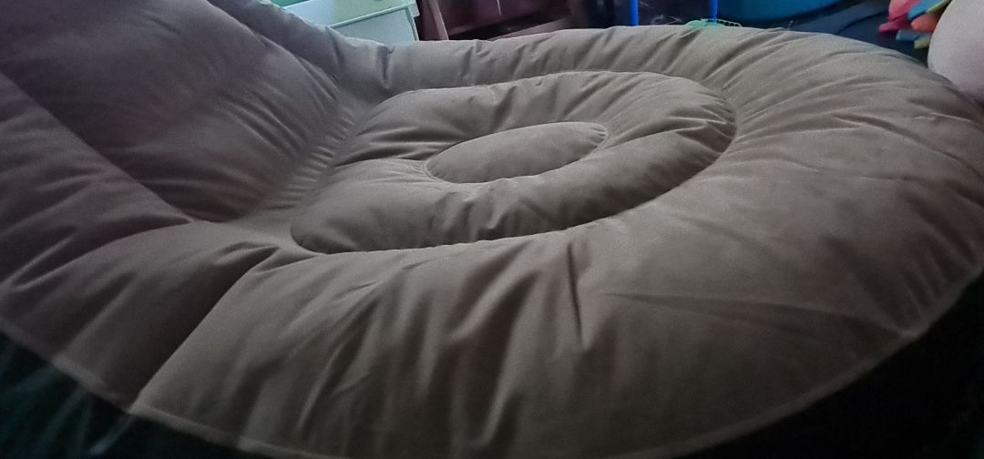 sp mua về chưa sử dụng đã bị xì hơi! 
sp ko có chổ để chai nước như mô tả!