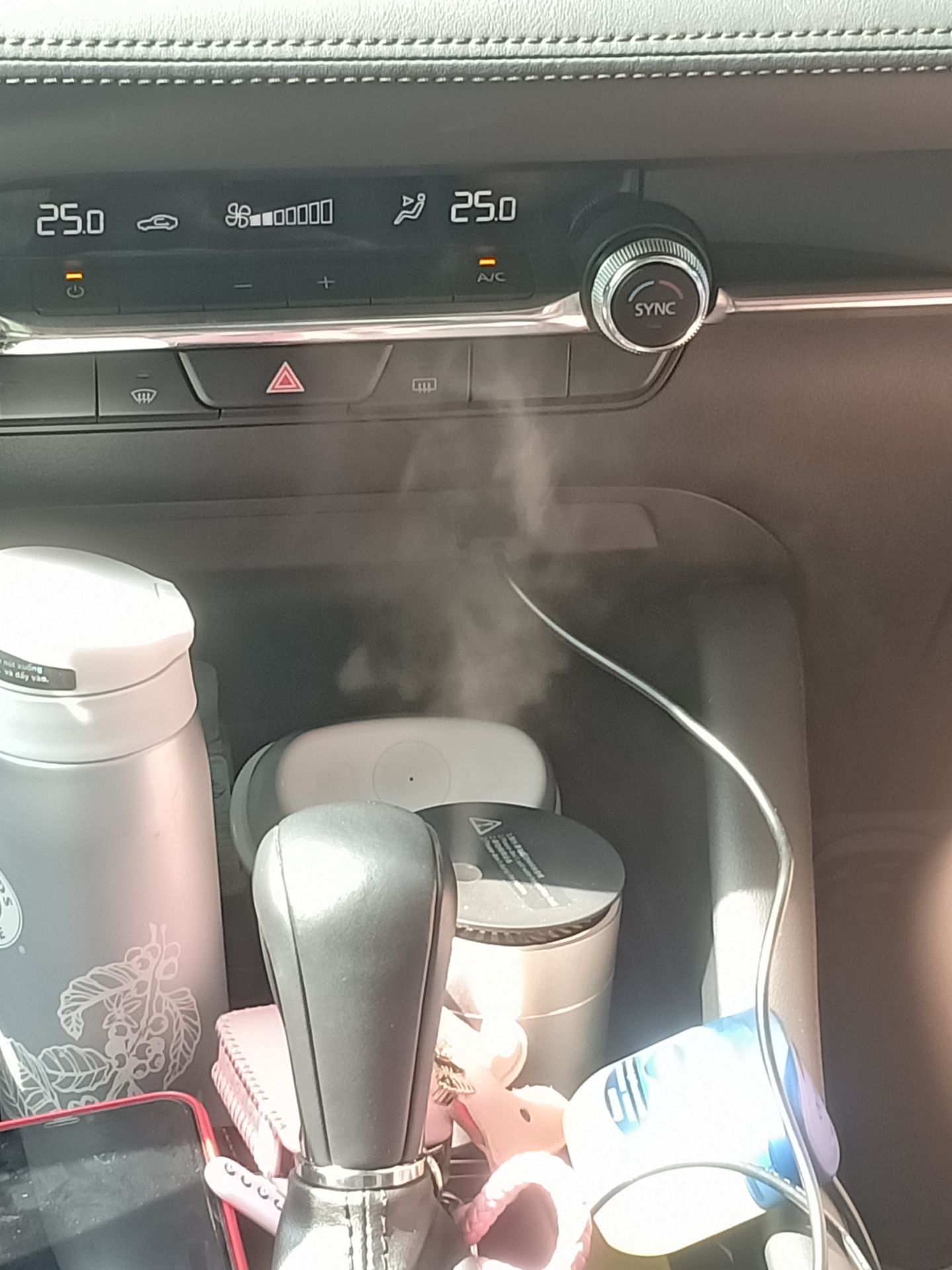 Khá đẹp, gọn nhẹ và sử dụng tiện ích .