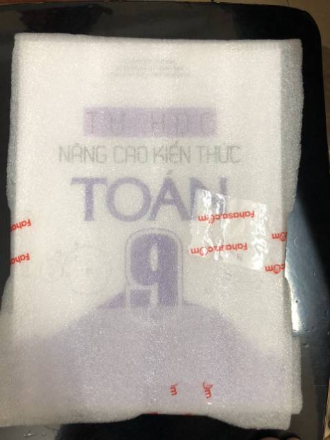 Đặt sách sáng 5h30 ngày 15-***, giá 1*** đ, giảm còn 1*** đ.
Chiều 1h30, sau 6 tiếng là đã nhận được sách. Công nhận Fahasa Sài Gòn giao sách đến chóng cả mặt mài. :D
Bộ sách của soạn giả này mình đã mua từ lớp 6 đến lớp 9 cho mấy đứa cháu học. Sách nội dung đầy đủ, dễ hiểu!!!