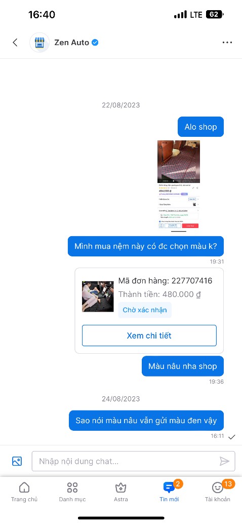 Nhắn tin shop k thèm trả lời, dặn kỹ màu nâu giao màu đen, bao đựng mỏng như cái khăn giấy còn rách, thảm chụp rõ đẹp giao thì thấy ghê. Miếng ván trong k khít với thảm ngoài, xộc sệch, dây treo thì dùng đinh ghim dính với thảm, k biết có ai dám ngồi k, đang chạy đứt dây ra thì vỡ đầu. 
Buôn bán lạ đời, trả hàng gấp!