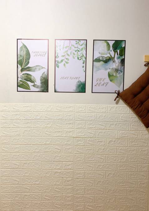 Mình mua mấy bộ tranh của shop này luôn, mới dán được 2 bộ à, rất hài lòng luôn, nhà sang hơn hẳn nha
