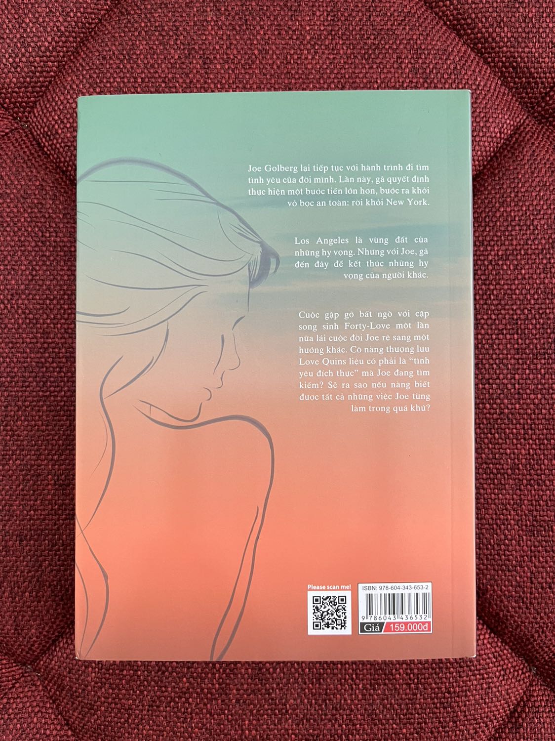 Tâm lí đen tối, biến thái của tên sát nhân làm độc giả ghê sợ nhưng không kém phần hấp dẫn. Hay,cũng hơi khác với xem phim.