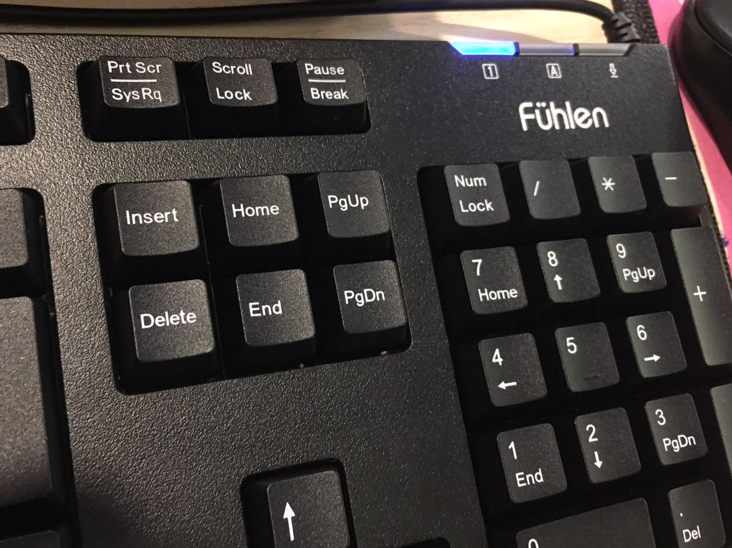 Hàng xịn sò, gõ phím êm nhạy, đóng gói cẩn thận, vơi giá tiền như vậy ok.
Mới khui tức thì gõ đã cái tay ???☺️