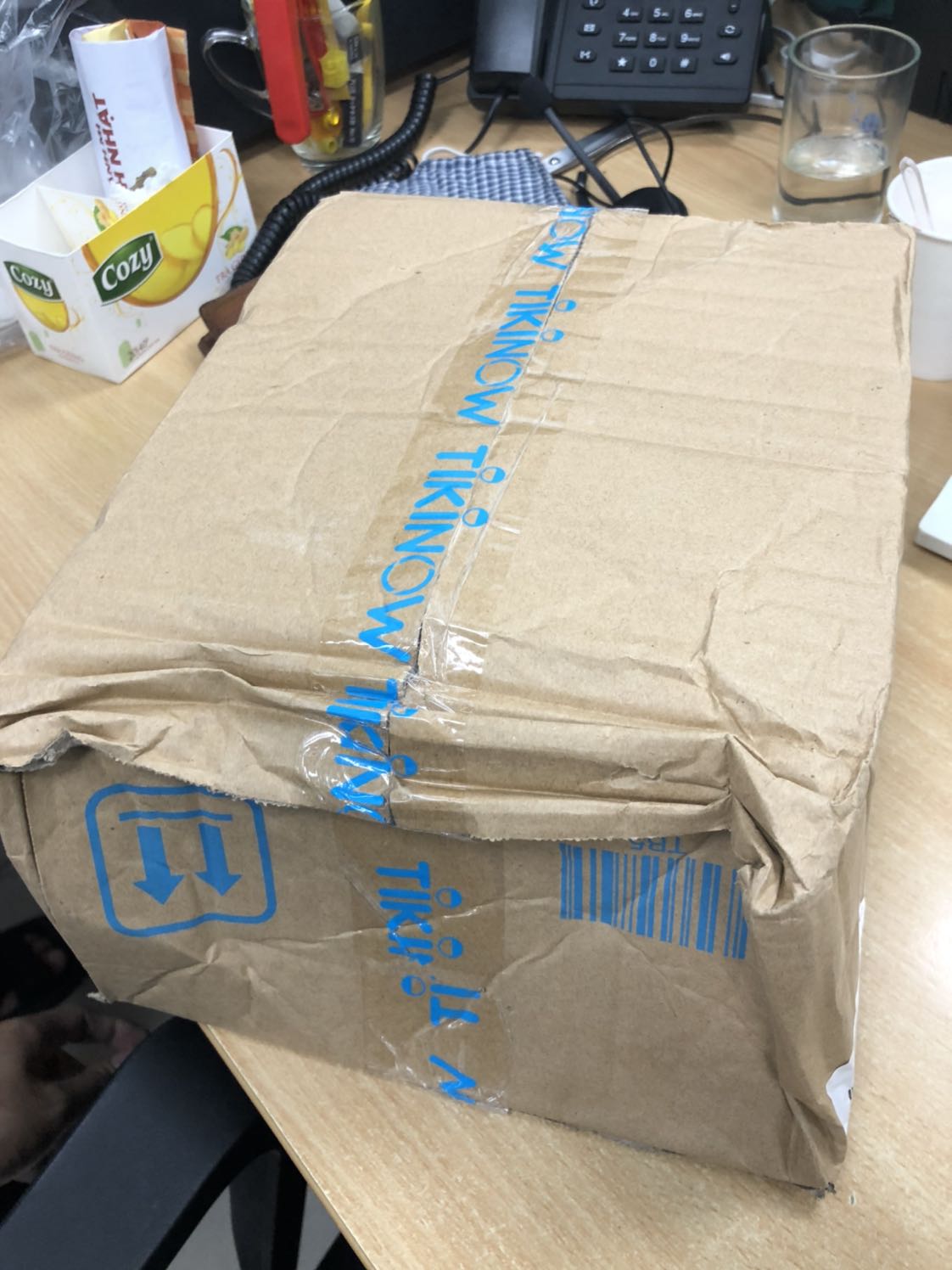 Đen cái là dùng được 3 ngày thì bị treo cứng và báo lỗi ổ, cắm vào là treo đơ máy.
Cũng may là cứu được ít dữ liệu ra
Chờ tiki đổi trả rồi điều chỉnh lại đánh giá, tạm thời để 4* vì giao hàng nhanh và xử lý thu hồi nhanh