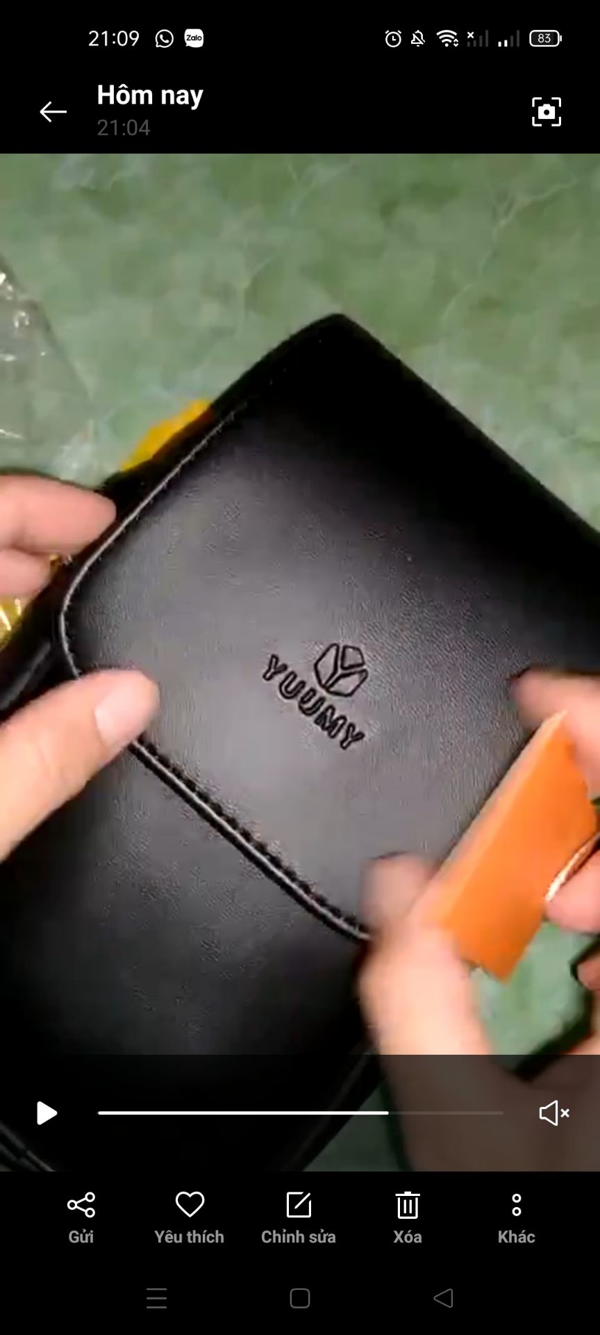 túi da rất êm, nhỏ gọn vừa điện thoại nên mua nha m.n