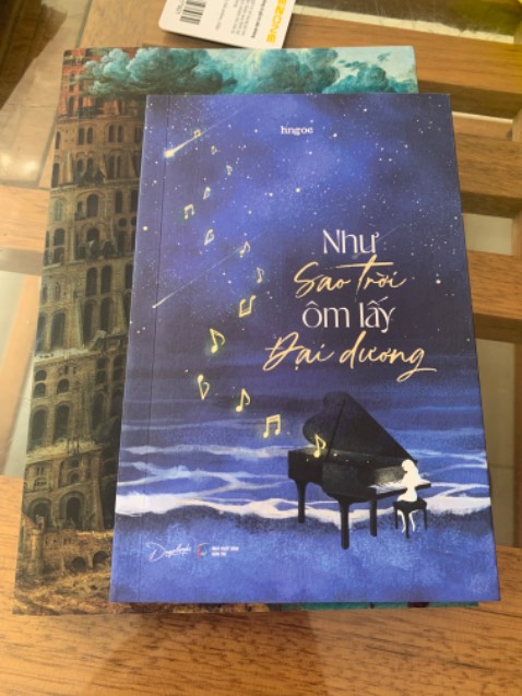 Sách ok, bạn đầu nghĩ lớn nhưng hơi nhỏ ( như quyển ghi chú của t) chx đọc nhưng đã xem qua. Hàng real