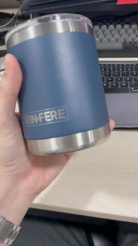 Trải nghiệm tệ. Ly thì đẹp mà ko ktra spham trước khi giao. Đáy ly dơ ko chùi dc. Shop thì đẩy cho Tiki, Tiki thì báo mất 3-5 ngày, trong khi mình đặt giao hàng hoả tốc 2h, cần gấp mới chọn hoả tốc mà đổi mất mấy ngày thì hoả tốc chả có ý nghĩa. Bye luôn tiki