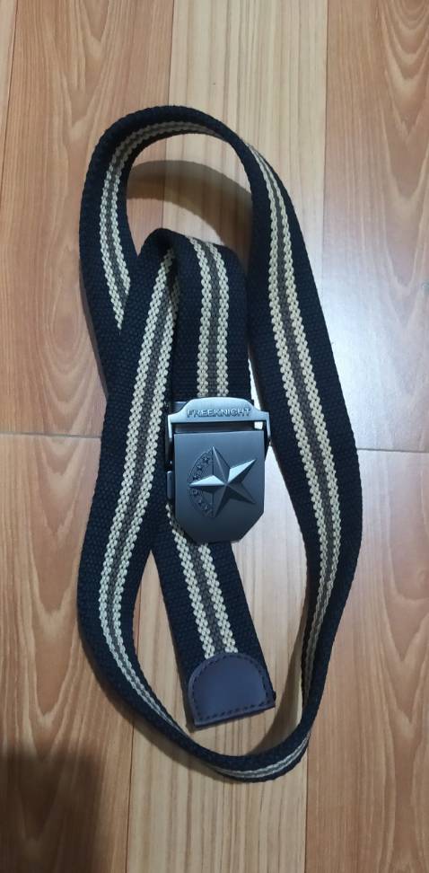 giao hàng rất nhanh, sản phẩm rất đẹp mắt, giá cả phù hợp, rất cảm ơn shop, chúc shop may mắn