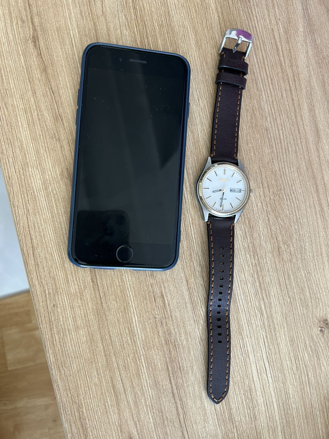 Dây mềm, chắc, chi tiết sắc xảo.