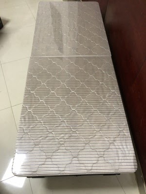 Giao hàng siêu nhanh. giường chắc chắn, đẹp. Ưng lắm luôn. Giá cả rẻ hơn so với ngoài