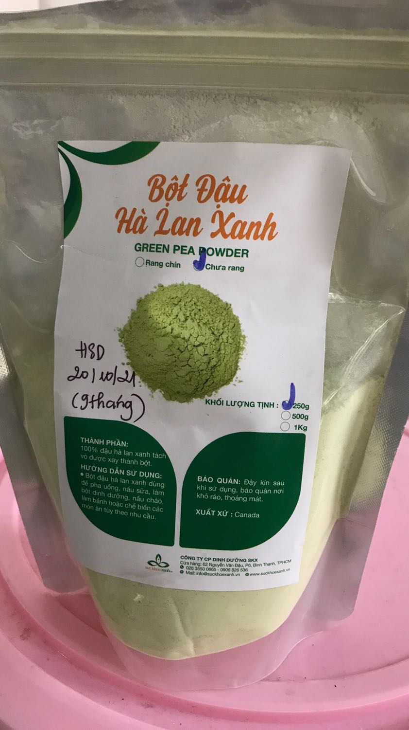 Hạn sử dụng đóng ngay trên miệng túi, cắt đi rồi nên phải ghi tay. Khổ thật. Mình mua về làm bánh xem sao.