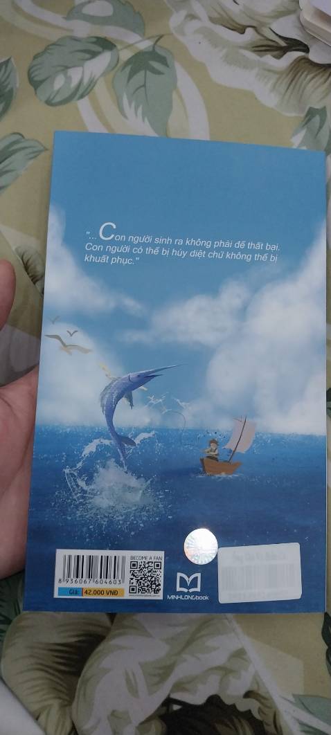 Màu sắc ổn phết, sắc nét nữa mà hên cũng săn sale nữa nên giá rất ngon