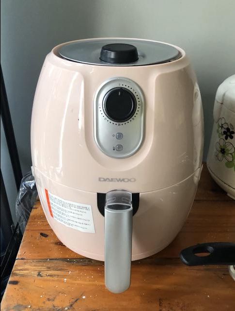 Sản phẩm giống như mô tả, hàng nguyên thùng mới nguyên, giao hàng nhanh, đóng gói cẩn thận.