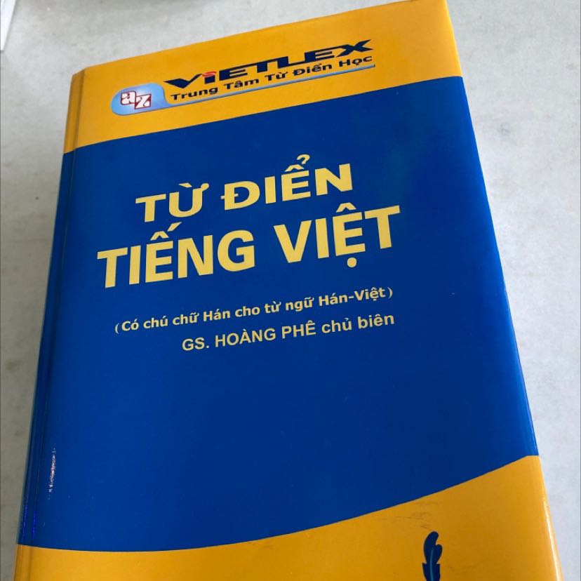 Nội dung có nhiều từ cũ và mới. Giải thích tinh gọn. Khá đủ cho nhu cầu tìm hiêu nghĩa của từ. Bao bì cẩn thận. Rất hài lòng.