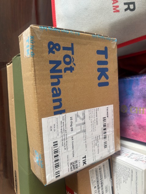 Shop giao hàng rất nhânh, đóng gói cẩn thận, đúng sản phẩm đăng bán