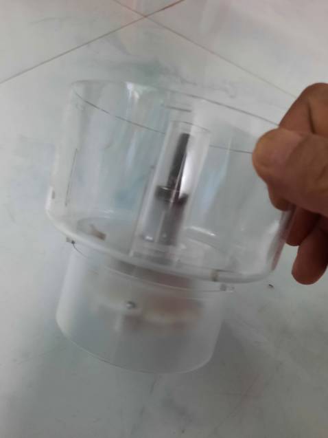 Cho tôi đổi cái này được không,tôi mới dùng có 2 lần mà đã bỏng rồi,chất lượng có vấn đề..đề nghị hãng đổi cho tôi