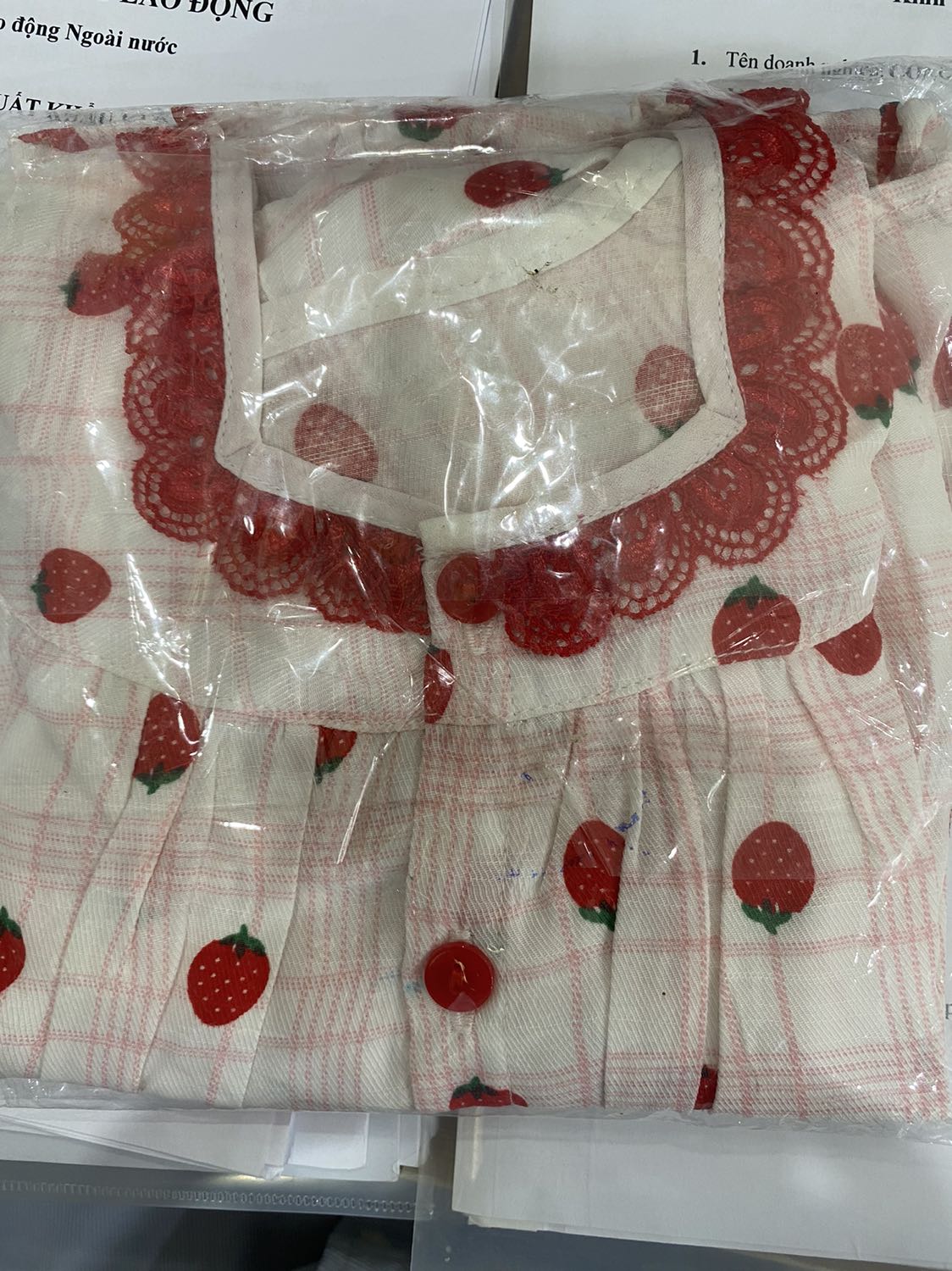 Sản phẩm đẹp giao hàng nhanh. Rất tuyệt vời, sẽ tiếp tục ủng hộ shop ạ.