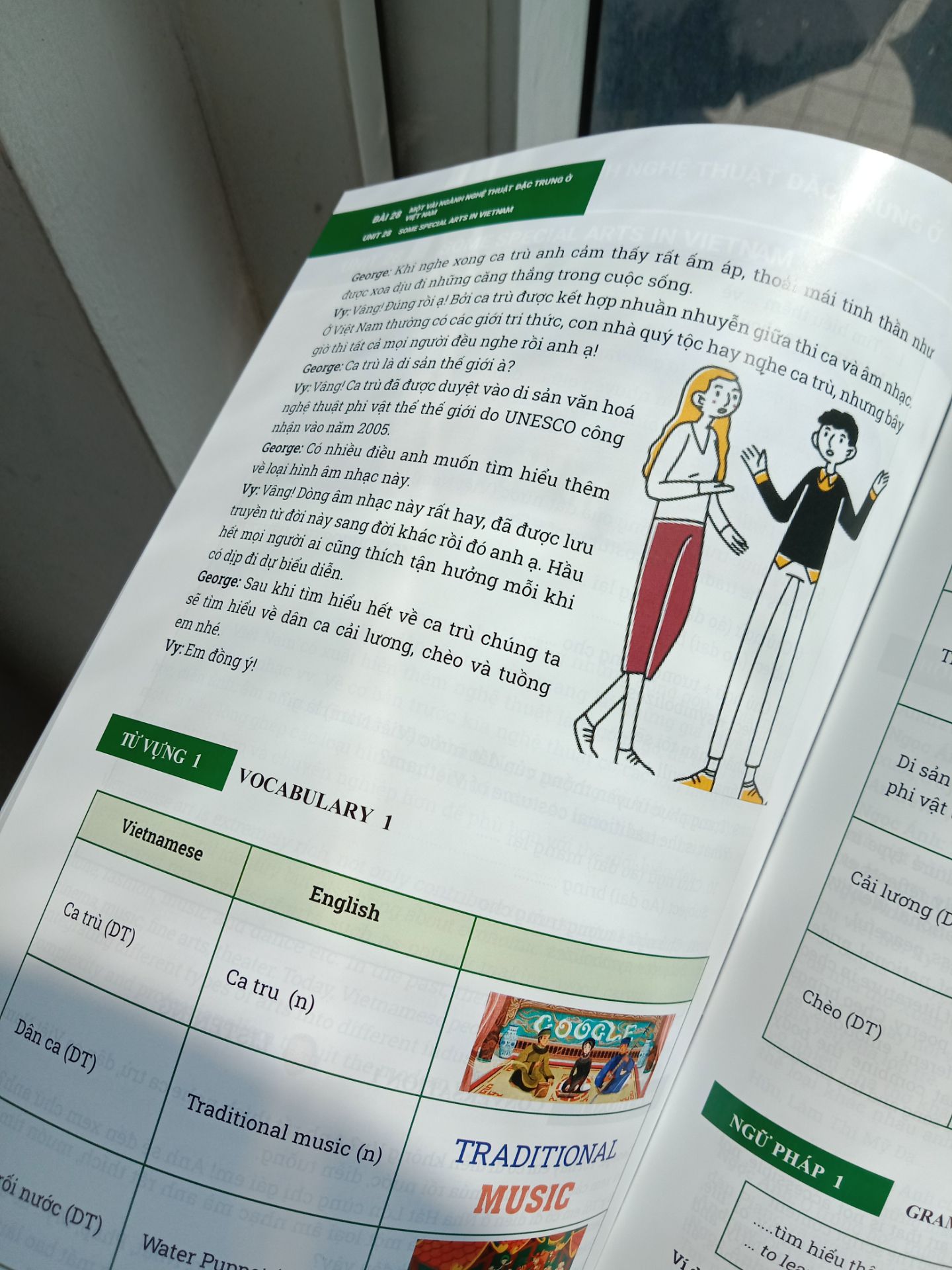 thấy mng review tốt nên mình mua tặng bạn mình (người Nga và đang có ý định định cư tại VN). Nhận được sách bạn mình vui lắm, và nói là sách dễ hiểu và phù hợp với bạn ấy. Bản thân mình thâyd sách khá nặng tay, giao hàng nhanh....