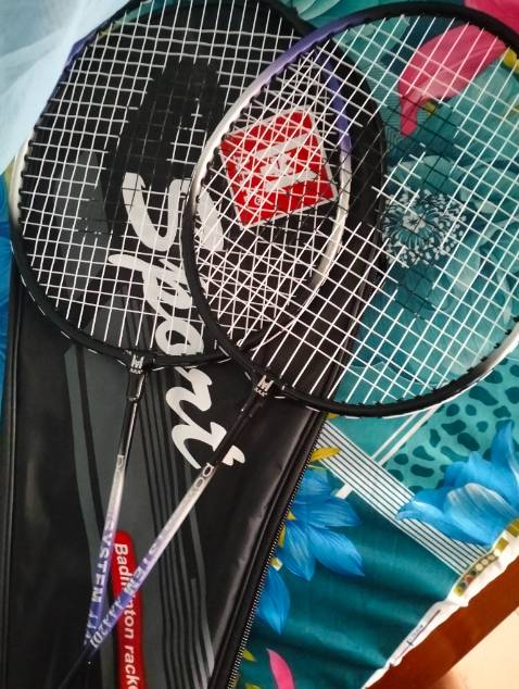 Cặp vợt căng vừa, nhẹ và dễ dàng sử dụng cho các hoạt động giải trí với gia đình, bạn bè! 🤠