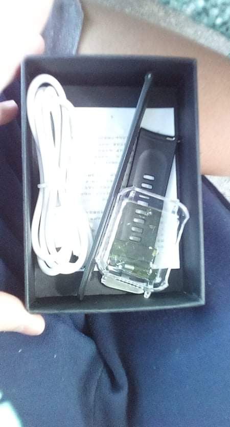 mới vừa nhận hàng, ko biết sử dụng pin bền không. Mình cầm thì thấy hơi lỏng lẽo tý, mà ko nghe nhà bán hàng giới thiệu sp có vô nước hay không và chính sách bảo hành thì như thế nào.