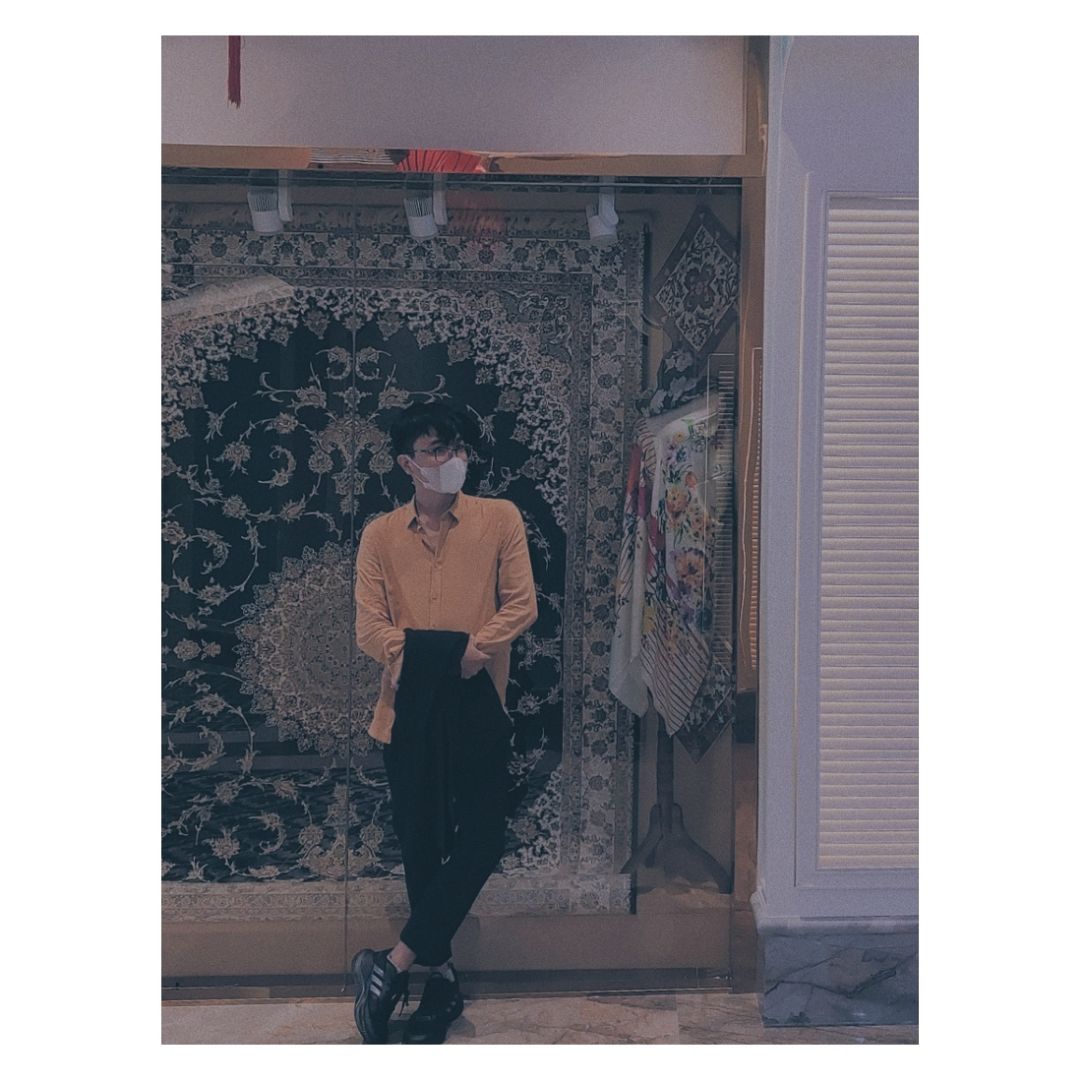 Sản phẩm chất lượng tuyệt vời, tôi không thể trông đợi gì hơn. Cảm ơn nhà cung cấp, nhà sản xuất, cảm ơn người bán hàng, cảm ơn sàn thương mại điện tử, cảm ơn người vận chuyển để tôi có cơ hội dùng sản phẩm tốt như thế này.
Hàng đóng gói rất đẹp. Quả nhiên người bán đã gửi gắm rất nhiều tâm tư và tình cảm trong lúc gói hàng. Hộp không có dấu hiệu bị móp, chứng tỏ bộ phận vận chuyển đã nâng như nâng trứng, hứng như hứng hoa. Xin nghiêng mình cảm ơn vì tất cả.
Thời gian vận chuyển rất hợp lí. Tôi đã đặt hàng với tâm thế hào hứng chờ đợi để được trải nghiệm sản phẩm và tôi không hề bị chờ mỏi cổ. Có thể thấy bên vận chuyển không quản ngại thời tiết và đường xá xa xôi để đưa sản phẩm cho tôi trong thời gian ngắn nhất. Sản phẩm chất lượng tuyệt vời, tôi không thể trông đợi gì hơn. Cảm ơn nhà cung cấp, nhà sản xuất, cảm ơn người bán hàng, cảm ơn sàn thương mại điện tử, cảm ơn người vận chuyển để tôi có cơ hội dùng sản phẩm tốt như thế này.
Hàng đóng gói rất đẹp. Quả nhiên người bán đã gửi gắm rất nhiều tâm tư và tình cảm trong lúc gói hàng. Hộp không có dấu hiệu bị móp, chứng tỏ bộ phận vận chuyển đã nâng như nâng trứng, hứng như hứng hoa. Xin nghiêng mình cảm ơn vì tất cả.
Thời gian vận chuyển rất hợp lí. Tôi đã đặt hàng với tâm thế hào hứng chờ đợi để được trải nghiệm sản phẩm và tôi không hề bị chờ mỏi cổ. Có thể thấy bên vận chuyển không quản ngại thời tiết và đường xá xa xôi để đưa sản phẩm cho tôi trong thời gian ngắn nhất.